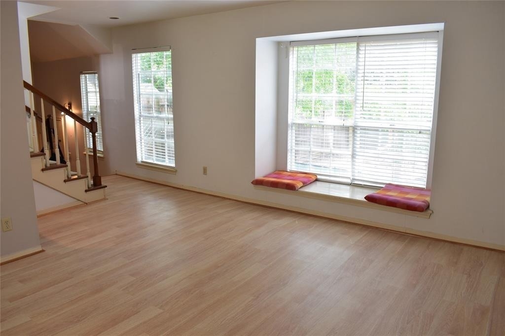814 Knox Street - Photo 5
