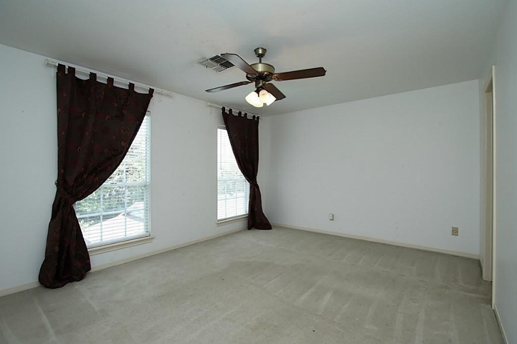 814 Knox Street - Photo 18