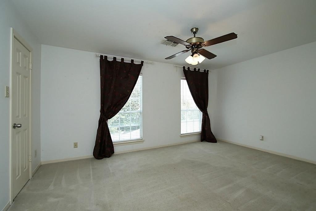 814 Knox Street - Photo 19