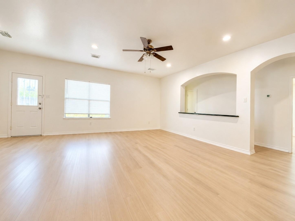 14815 Stocklin Court - Photo 8