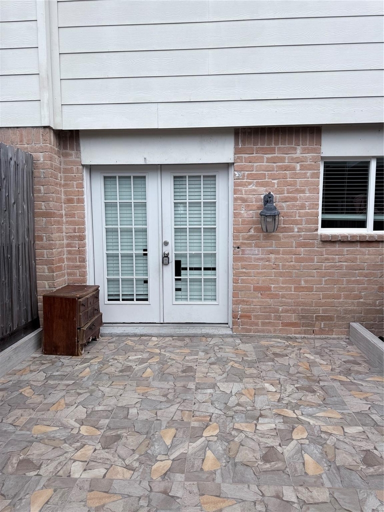 11525 Beechnut Street - Photo 3