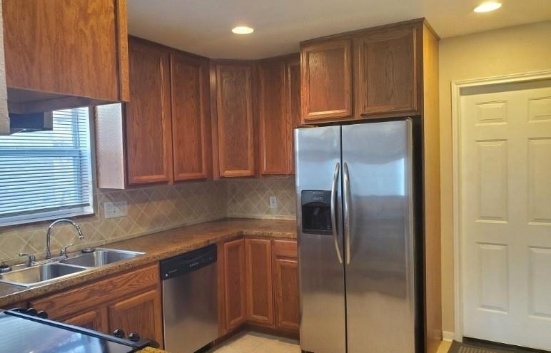 5226 Moonshadows Drive - Photo 4