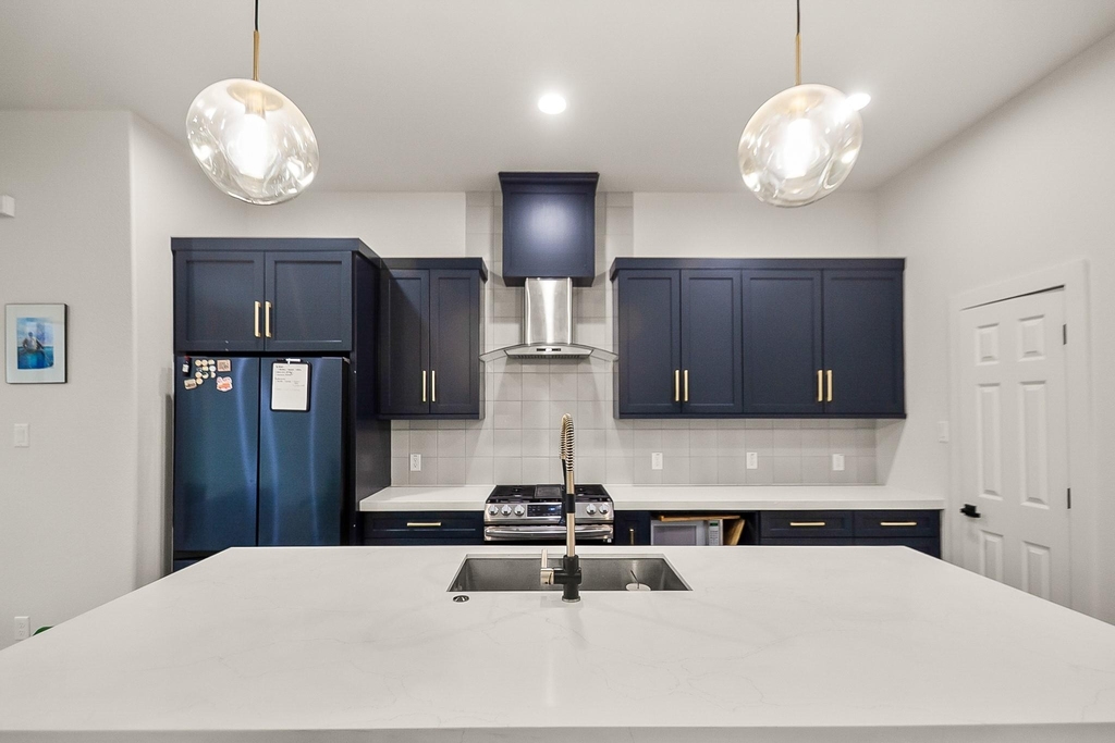6915 Sherman Street - Photo 9