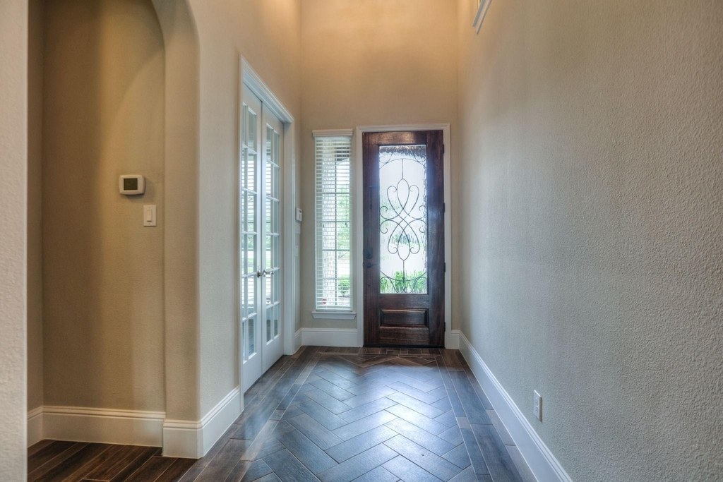 19 Cohasset Place - Photo 3