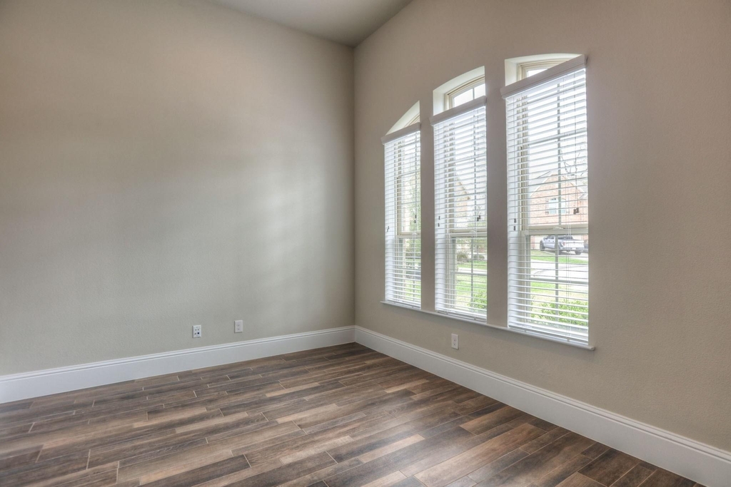 19 Cohasset Place - Photo 6