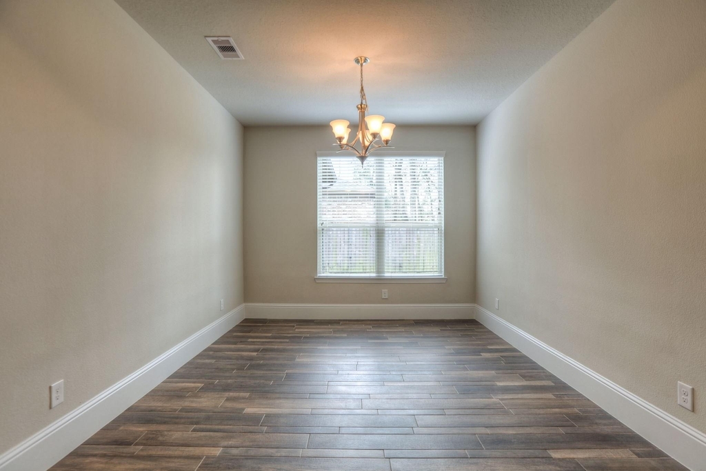 19 Cohasset Place - Photo 7