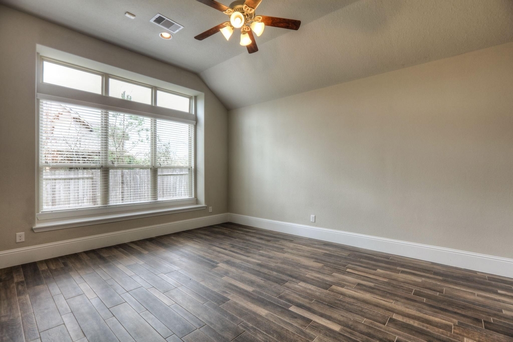 19 Cohasset Place - Photo 19