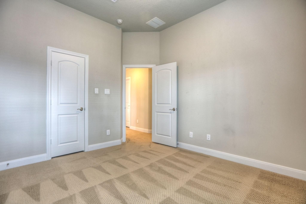 19 Cohasset Place - Photo 39