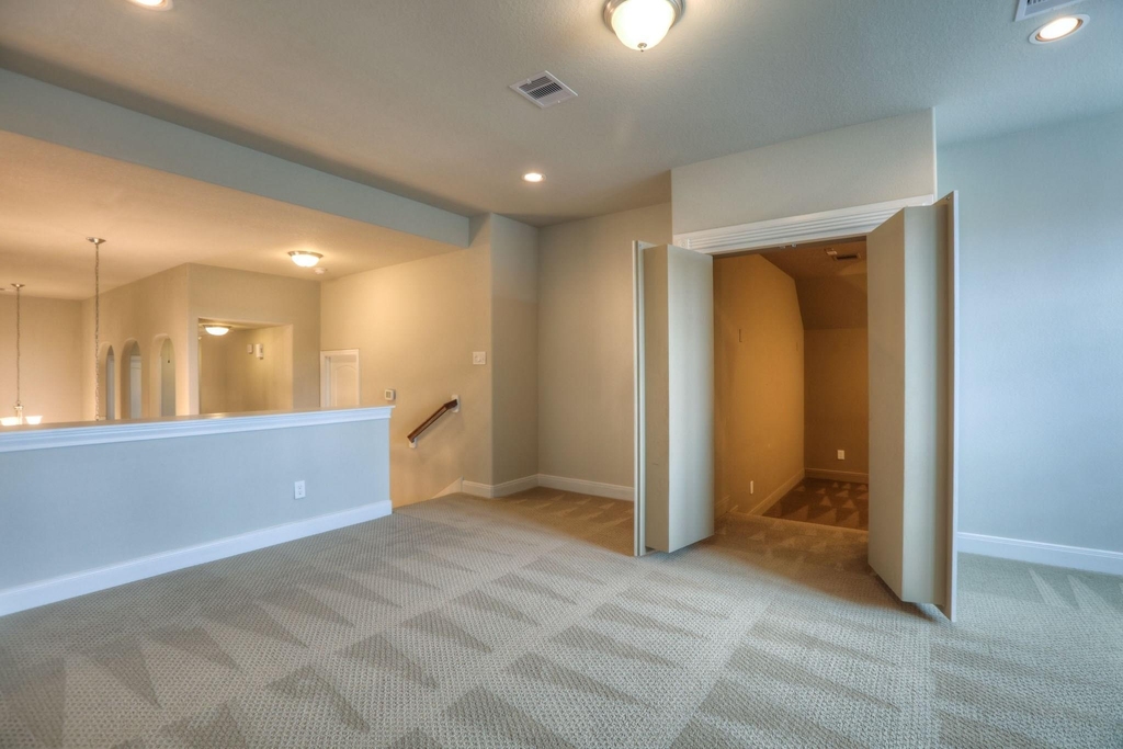 19 Cohasset Place - Photo 30