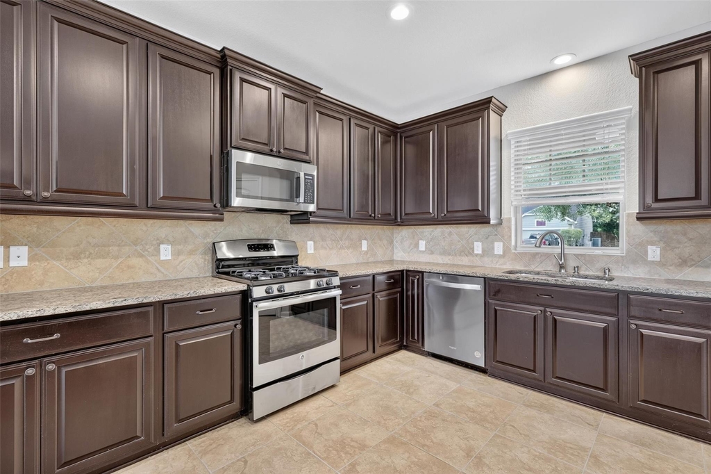11306 Misty Willow Lane - Photo 13