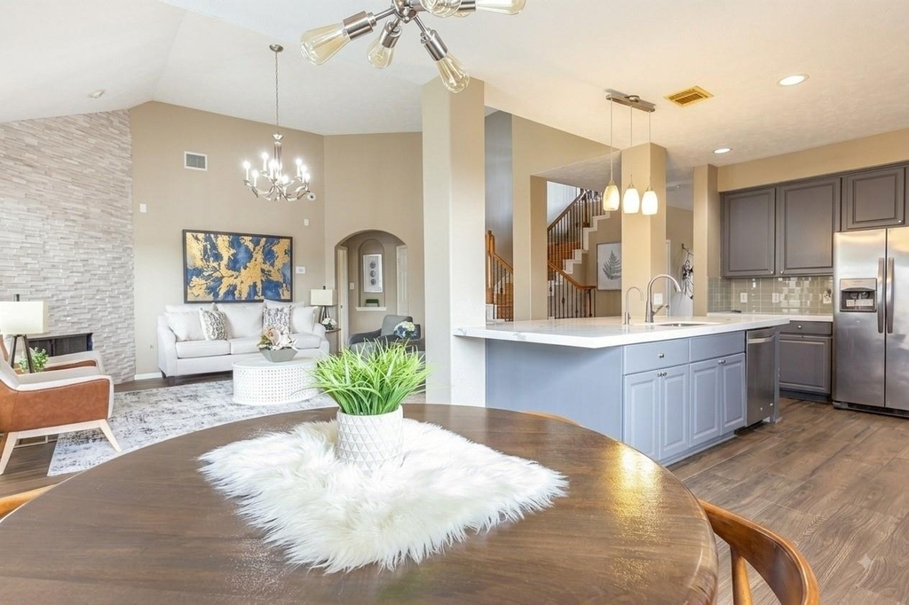 4815 Schiller Park Lane - Photo 11