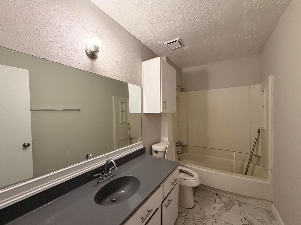 6915 Ten Curves Road - Photo 13