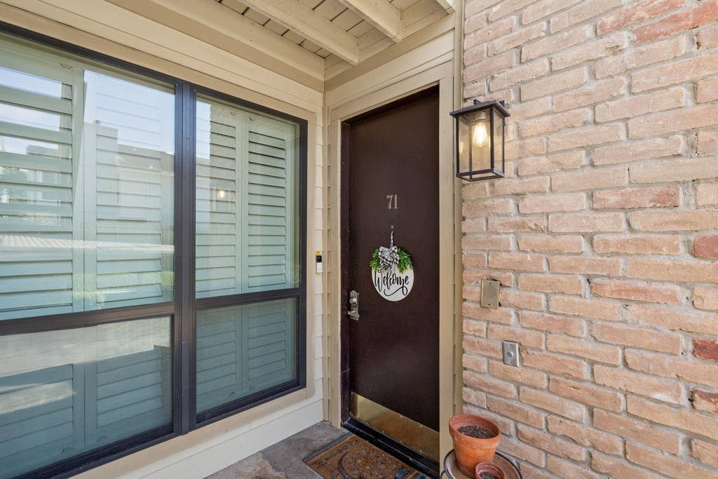 1881 Bering Drive - Photo 14
