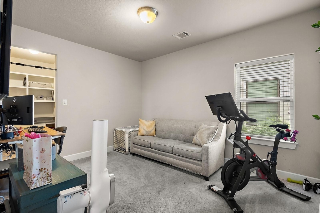 1623 W 23rd Street - Photo 1