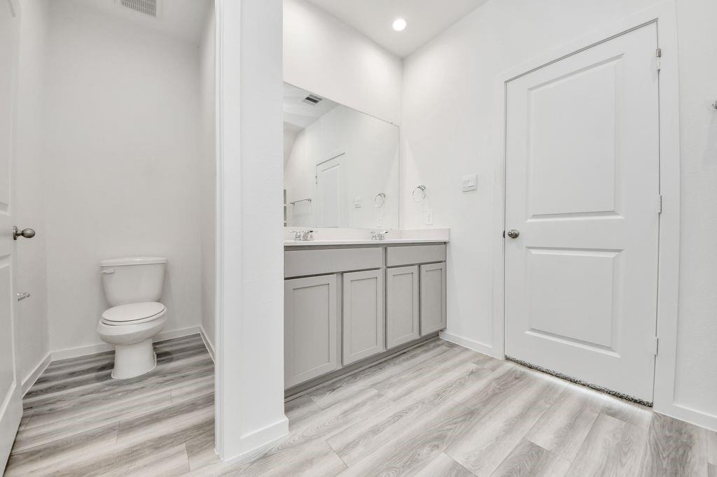 13517 Heritage Meadow Lane - Photo 10
