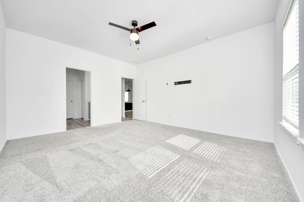 13517 Heritage Meadow Lane - Photo 21