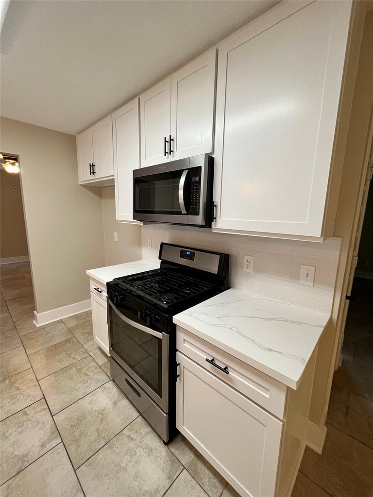 3951 Town Park Lane - Photo 7