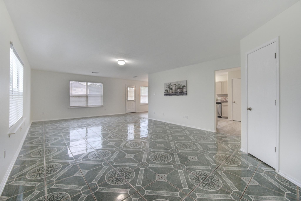 9926 Myrtle Field Lane - Photo 3