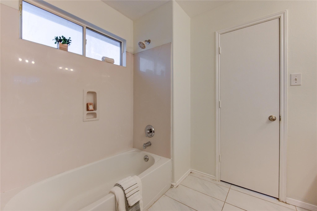 9926 Myrtle Field Lane - Photo 32