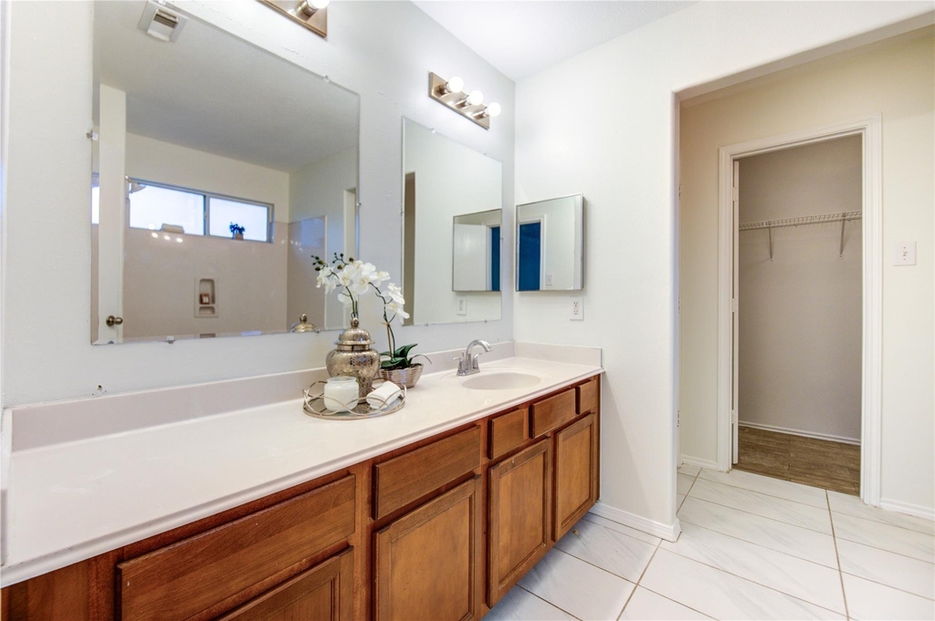 9926 Myrtle Field Lane - Photo 35