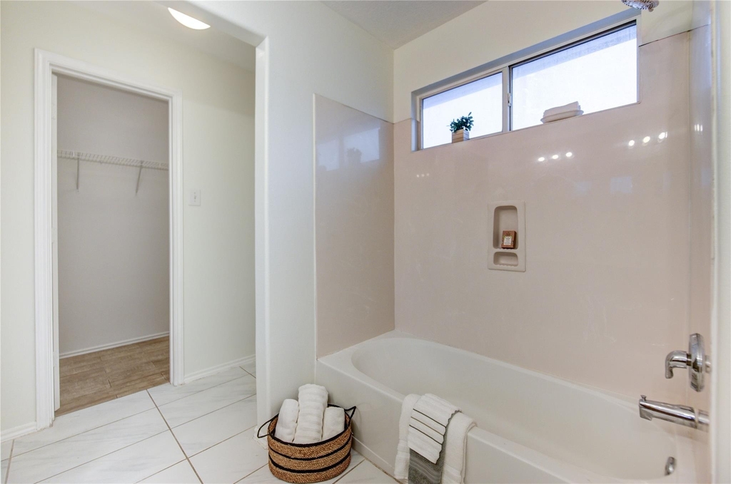 9926 Myrtle Field Lane - Photo 34