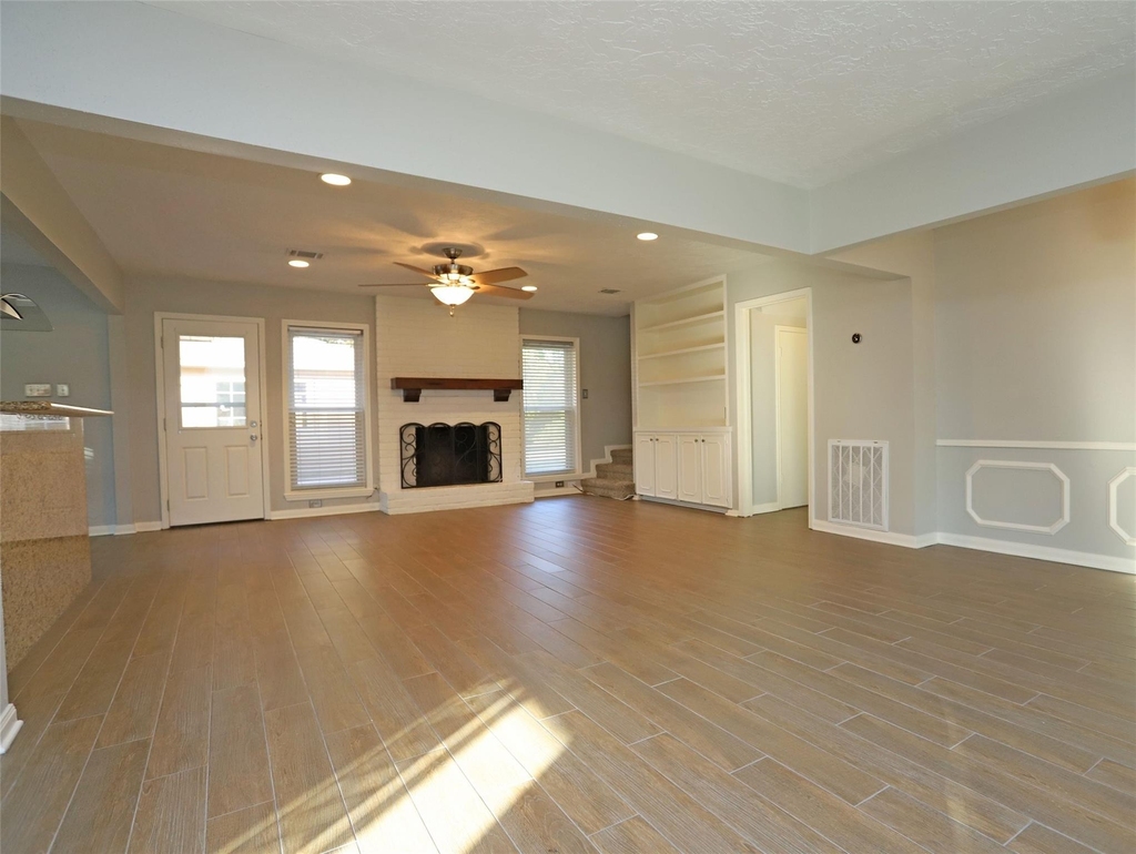 12870 Westella Drive - Photo 3