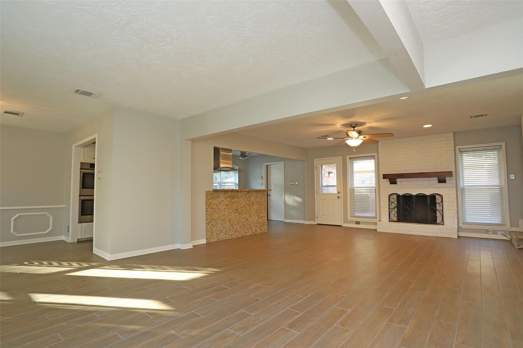 12870 Westella Drive - Photo 2