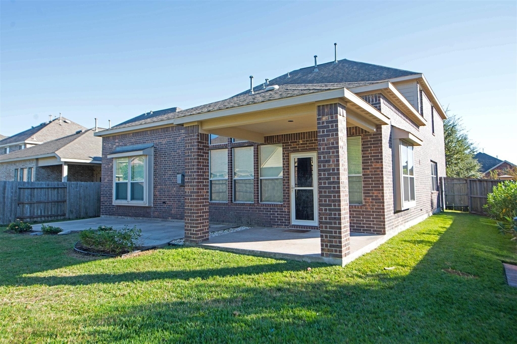 17422 Aldenwilds Lane - Photo 23