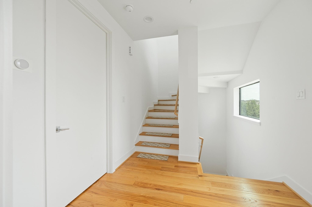 2239 N Macgregor Way - Photo 13