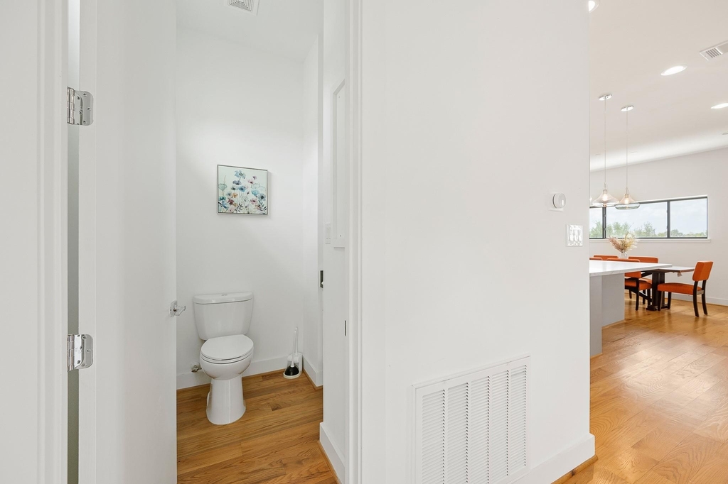 2239 N Macgregor Way - Photo 5