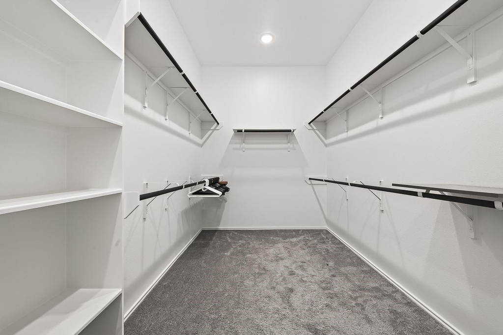 2406 Pear Blossom Lane - Photo 24