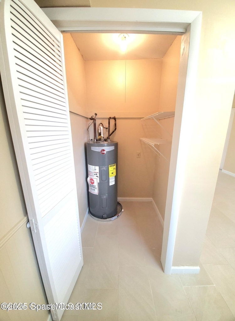 4304 London Town Road - Photo 7