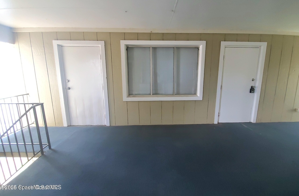 4304 London Town Road - Photo 2
