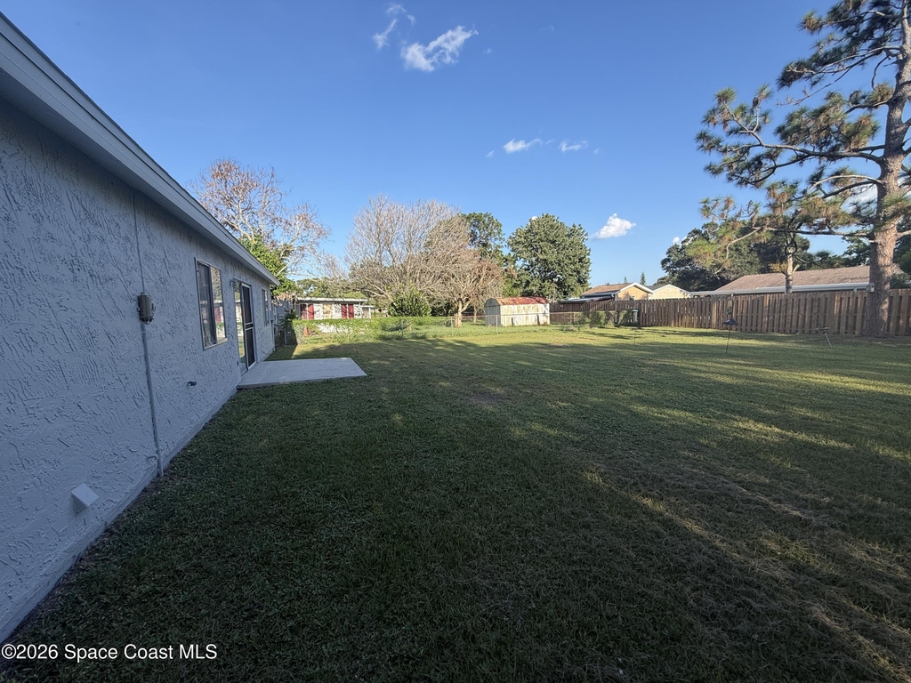 1607 Fairfield Circle Ne - Photo 14