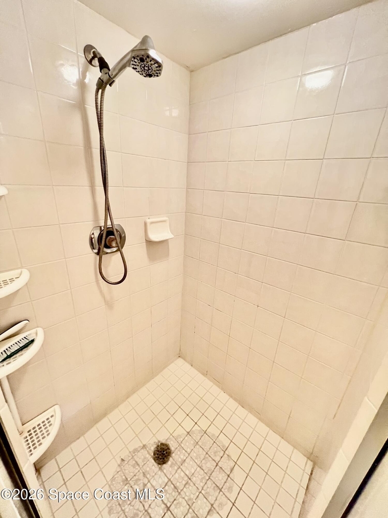 555 Harrison Avenue - Photo 17