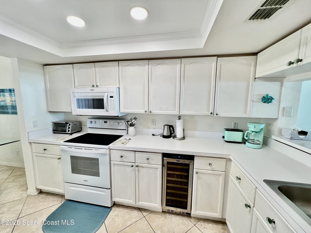 555 Harrison Avenue - Photo 7
