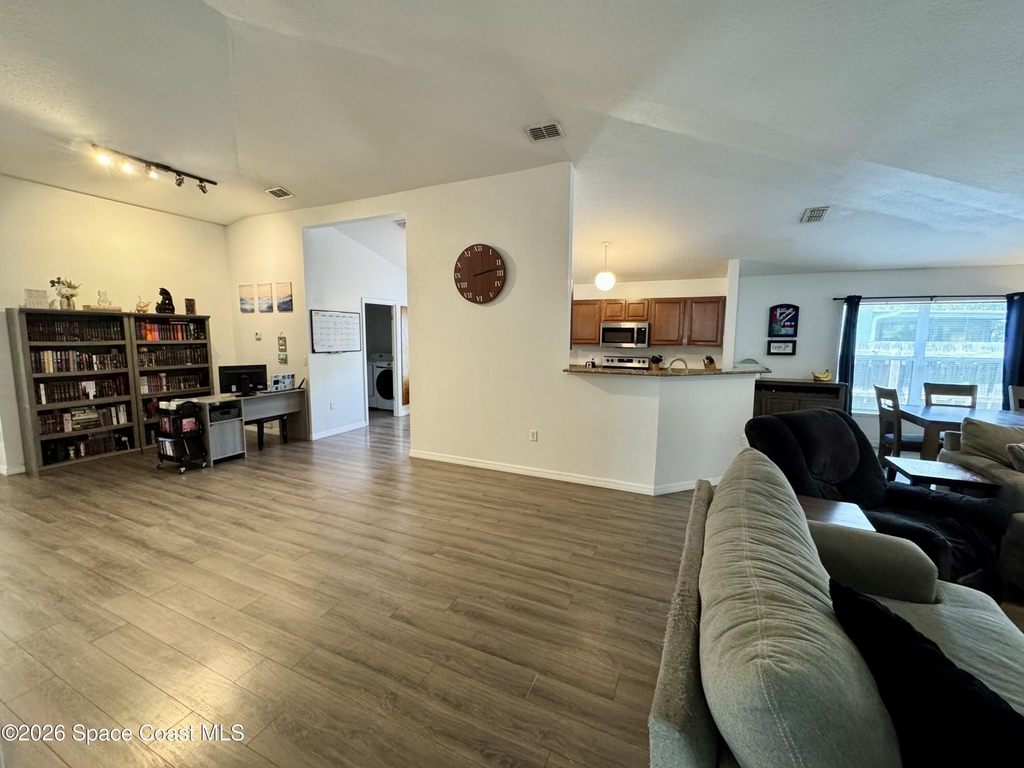 3850 Aria Drive - Photo 3