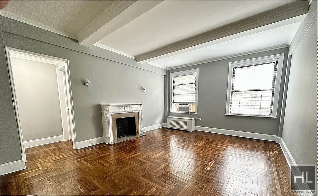 West 68 Street - Photo 0