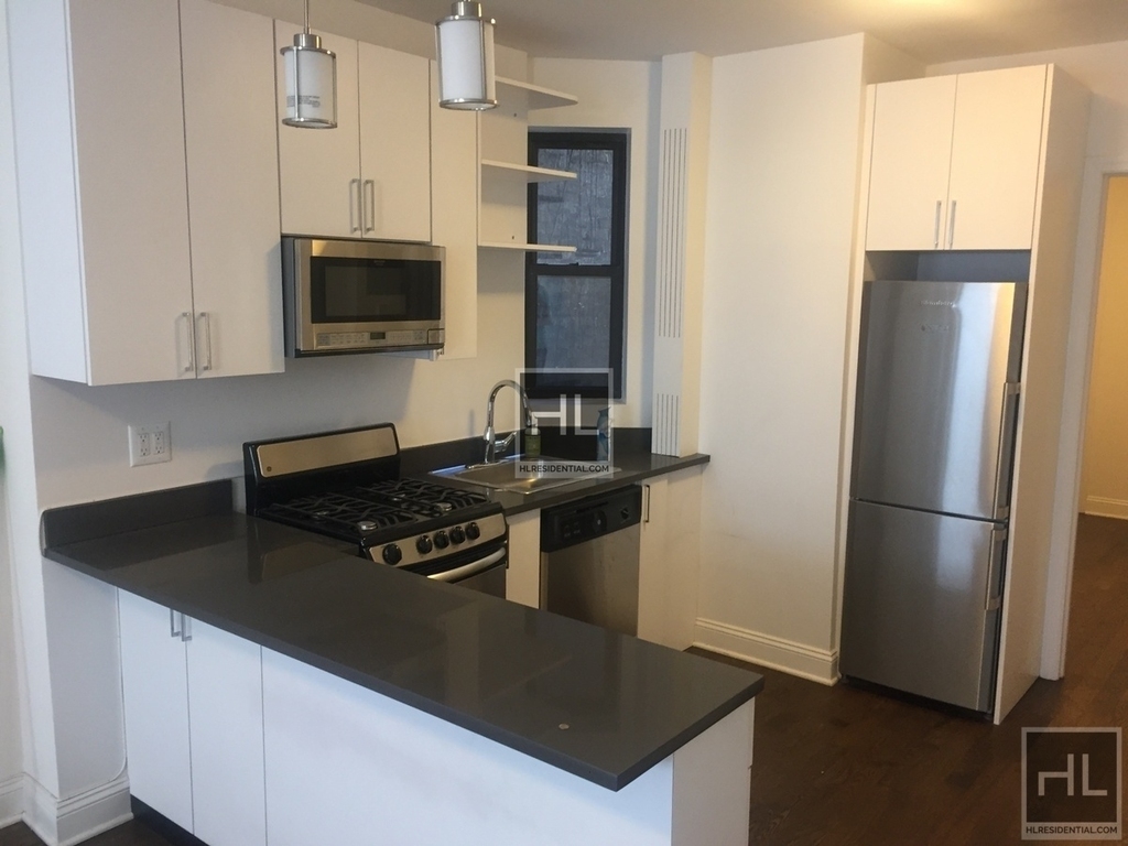 East 87th Street - Photo 2
