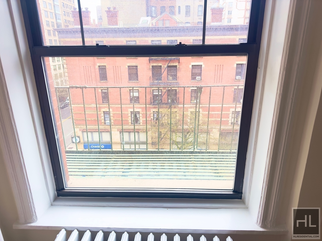 West 72 Street - Photo 9