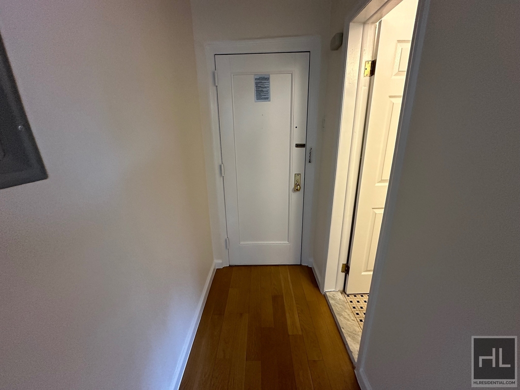 West 72 Street - Photo 2