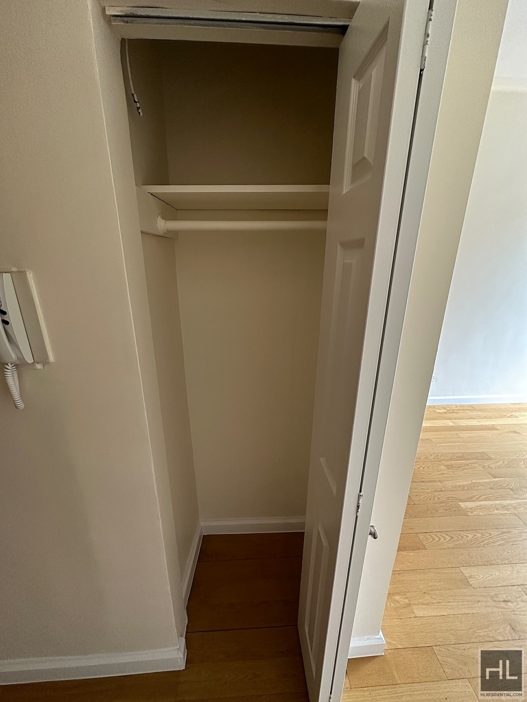 West 72 Street - Photo 8