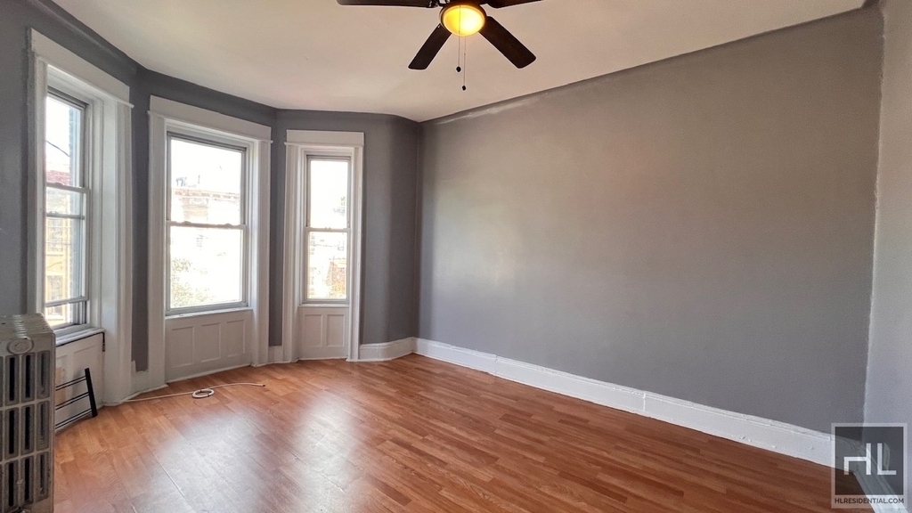 9746 Drew Street - Photo 1