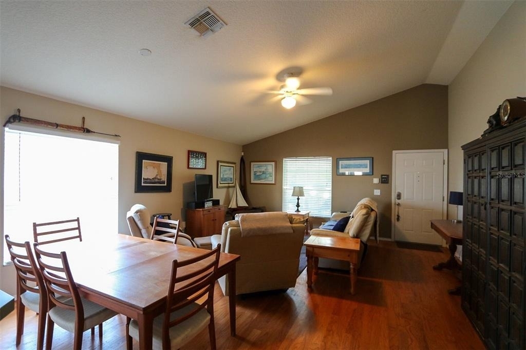 7512 S Mascotte Street - Photo 2