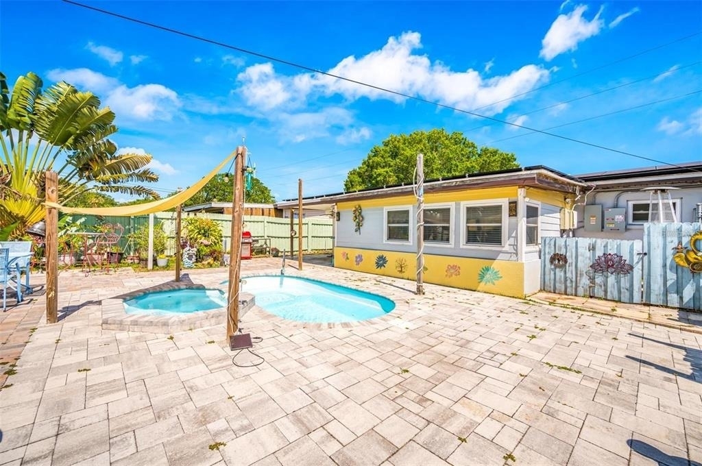1572 77th Avenue N - Photo 33