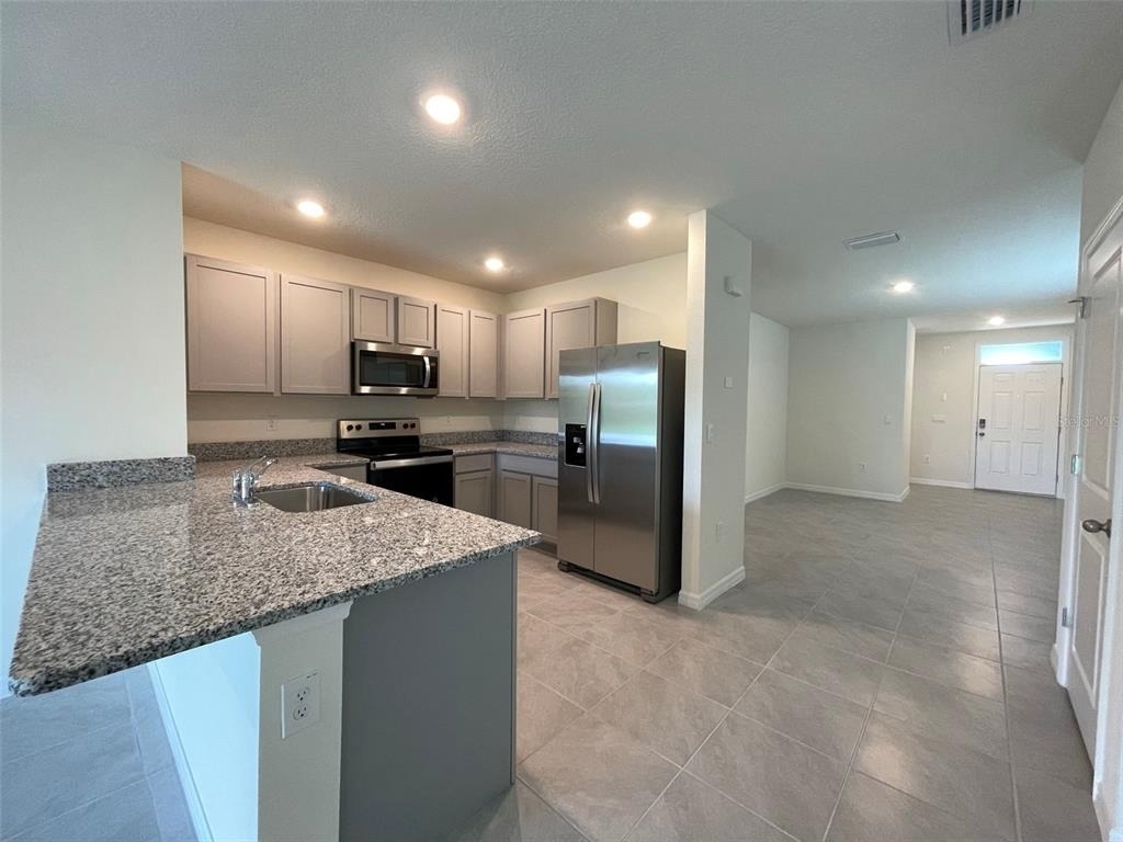 8434 Hardy Bay Loop - Photo 5
