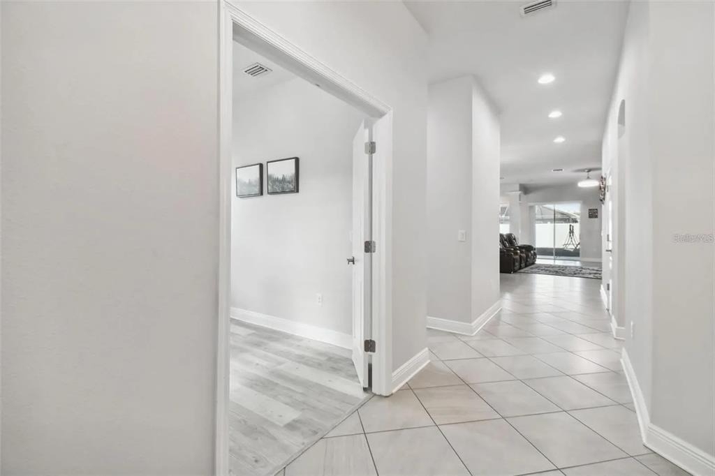 2776 Satilla Loop - Photo 32
