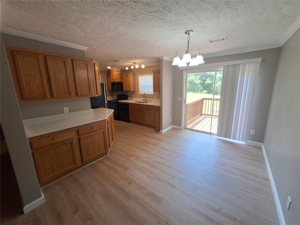6735 Ravenwood Street - Photo 4