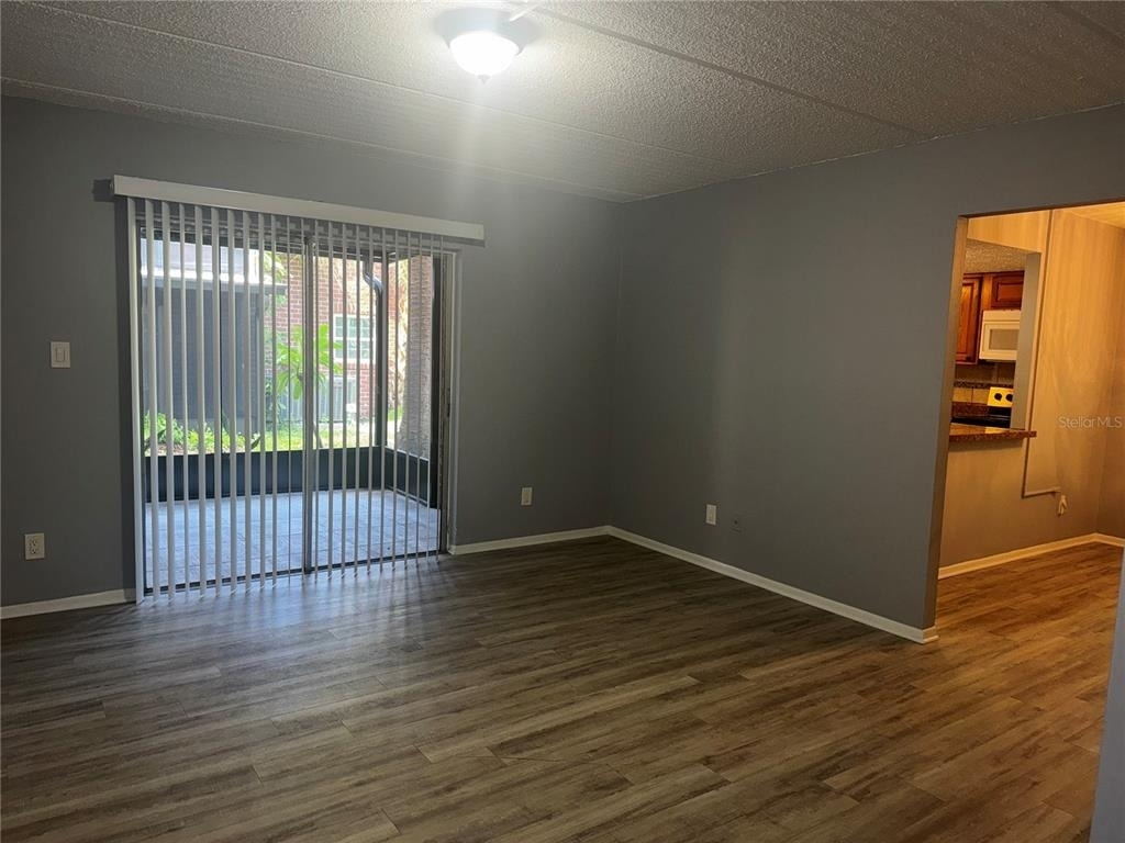 1125 83rd Avenue - Photo 2