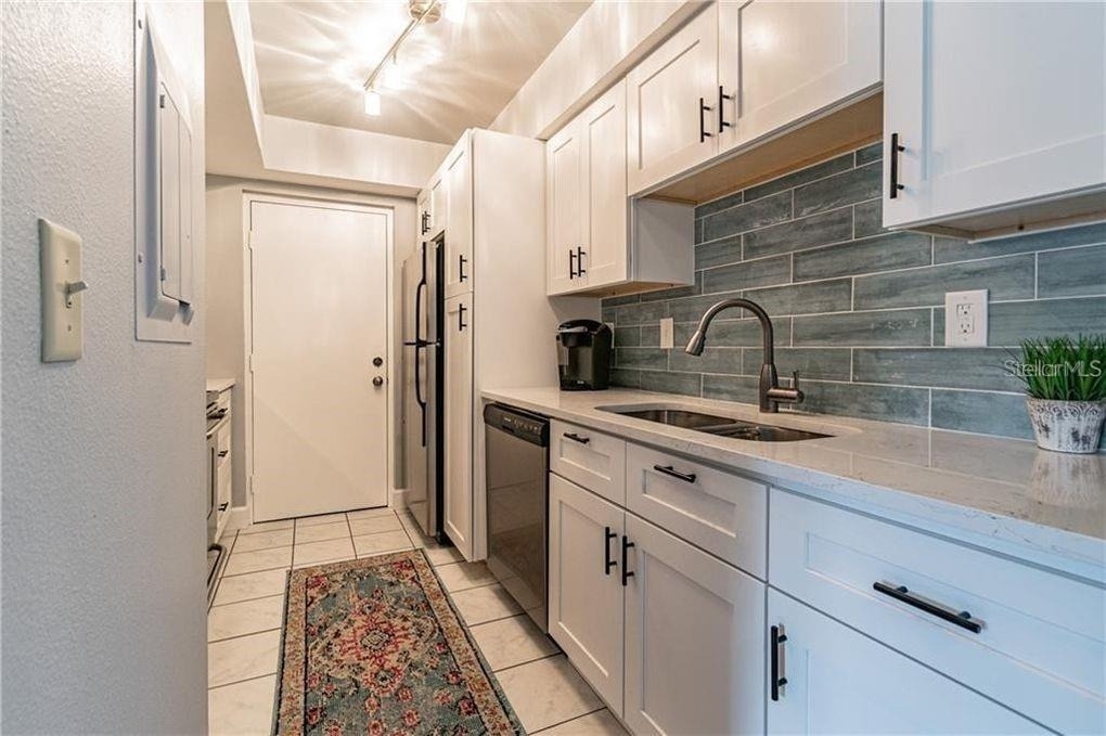 1812 Bough Avenue - Photo 8